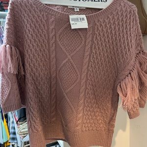 BB Dakota sweater top